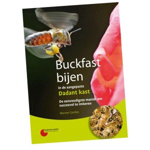 Buckfast bijen in aangepaste Dadant kast - Werner Gerdes